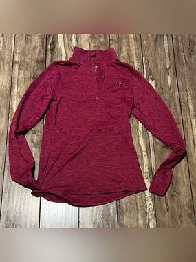 Under Armour Women's Pink Tech Twist 1/2 Zip Long Sleeve Pullover.